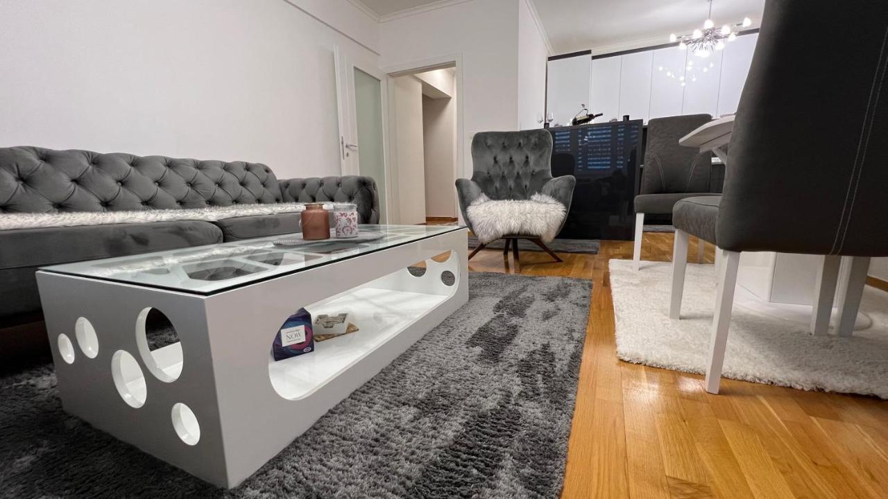 Apartman Nejra ทูซลา ภายนอก รูปภาพ